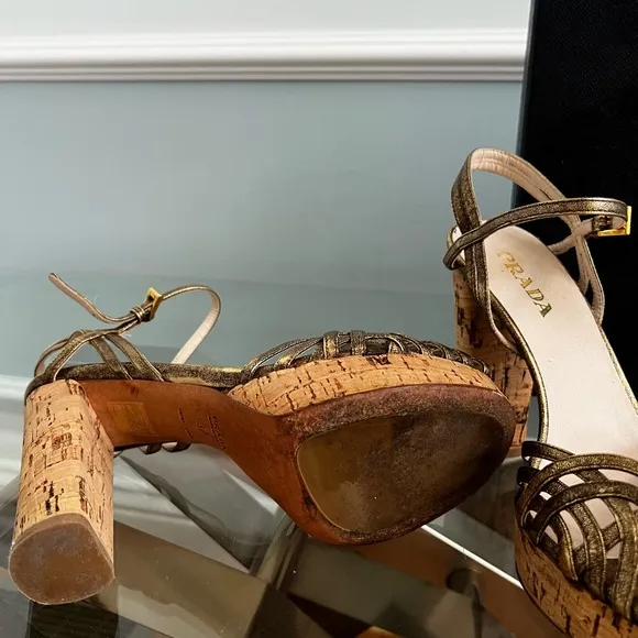 Prada,gorgeous Sex and the City style shoes,size 37