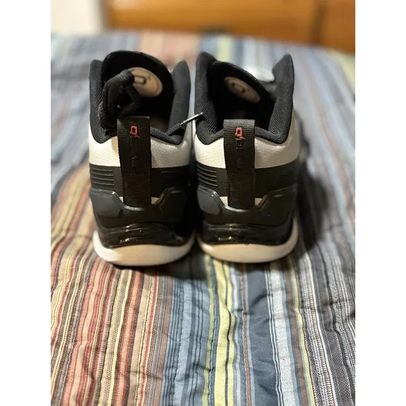 Q4 Men’s Basketball Shoes Size 11 Black White Ultra Vent Q4MB-006 New In Box