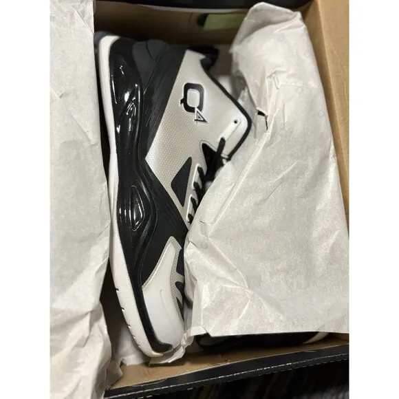 Q4 Men’s Basketball Shoes Size 11 Black White Ultra Vent Q4MB-006 New In Box