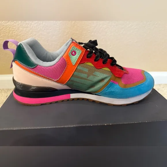 RARE ALERT! Excellent Condition New Balance 574 Pink Glow Men’s Shoes