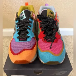 RARE ALERT! Excellent Condition New Balance 574 Pink Glow Men’s Shoes