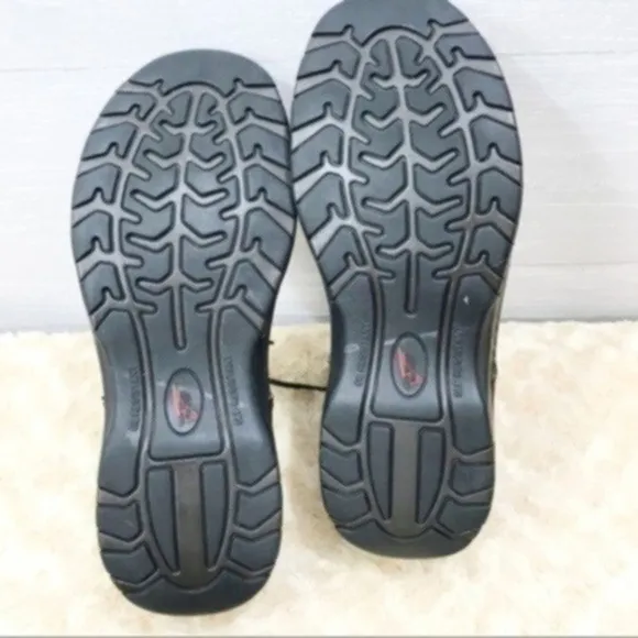 Red Wing Shoes men’s steel toed shoes Size 10