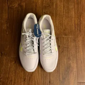Reebok Athletic Women’s Shoe Ortholite in Lilac Size 11 NWT