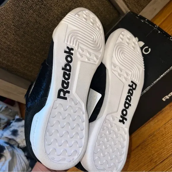 REEBOK Men’s Black &amp; White Workout Lo Plus Footpatrol Blackbuck Shoes Size 8 NEW