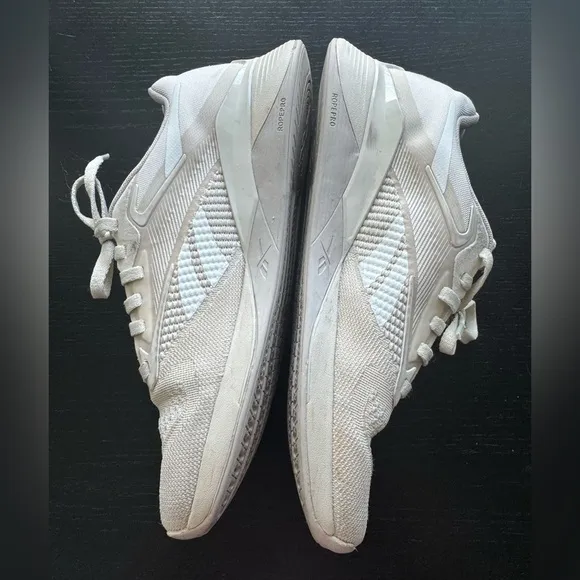 Reebok Nano Beige size 9 shoes