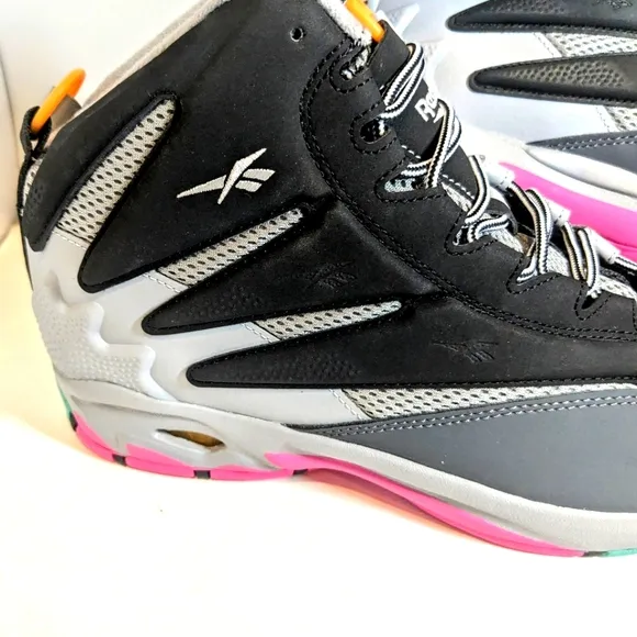 Reebok The Blast Men’s 10.5 The Alamo Basketball Shoes Black/Pink/Mint 100033877