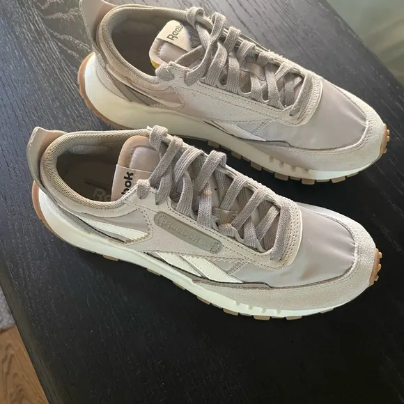 Reebok Unisex-Adult Classic Legacy Sneaker