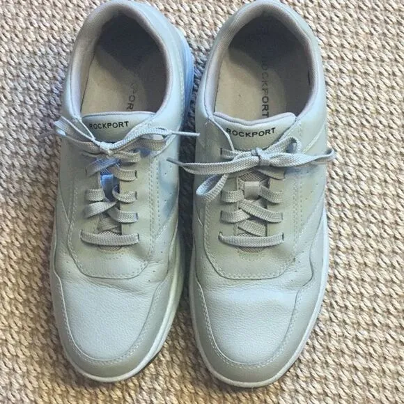 ROCKPORT PROWALKER in size 11