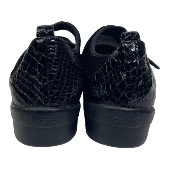 Romus Women’s Black Mary Jane Shoes