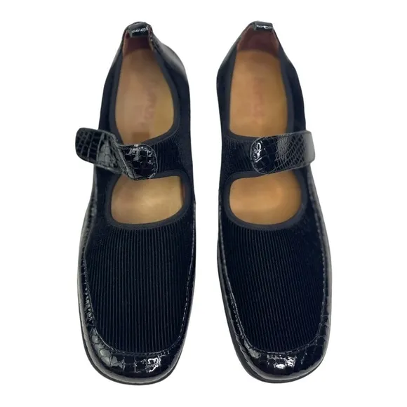Romus Women’s Black Mary Jane Shoes