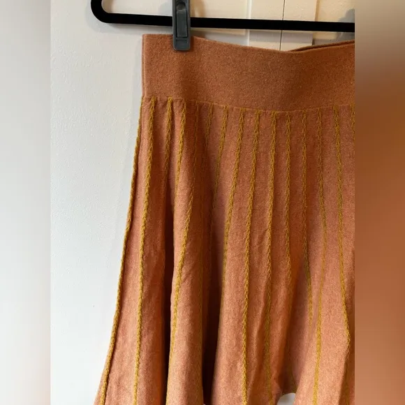 Roolee Women’s Wool Blend Orange‎ Skirt Size Small
