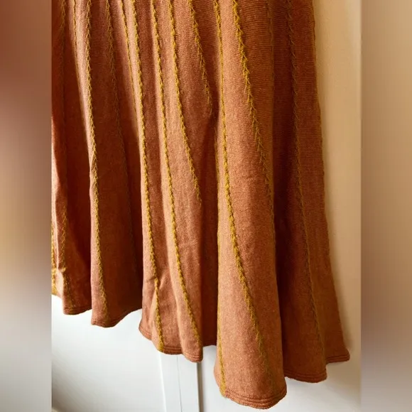 Roolee Women’s Wool Blend Orange‎ Skirt Size Small