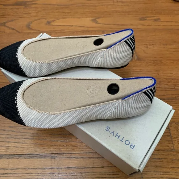 Rothy’s - Women’s Size 7.5 The Square - Tuxedo