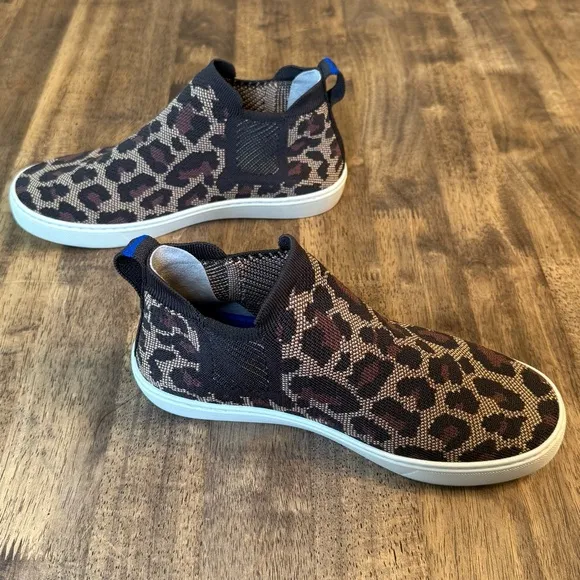 Rothy’s Women’s The Chelsea Pull On Ankle Bootie Shoe Wildcat Leopard Size 8