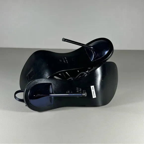 Runway Giorgio Armani S/S 17 Leather Heels
