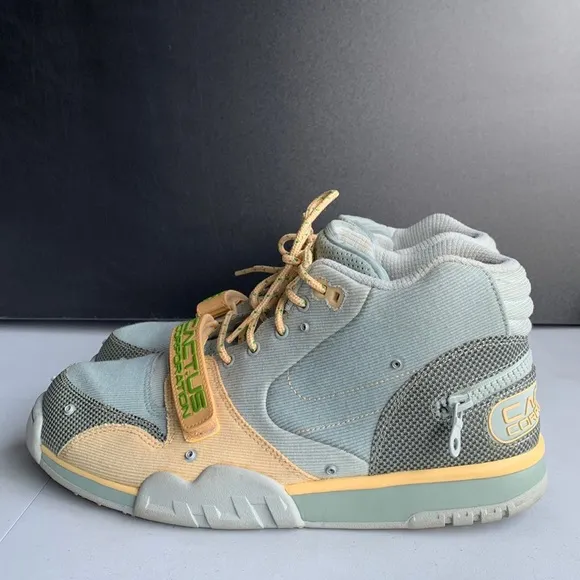 S177 Travis Scott x Nike Air‎ Trainer 1 Gray Men’s size 11.5