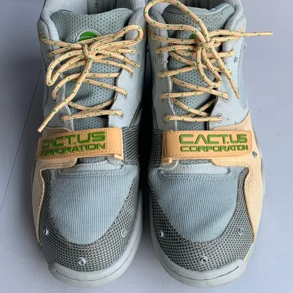 S177 Travis Scott x Nike Air‎ Trainer 1 Gray Men’s size 11.5