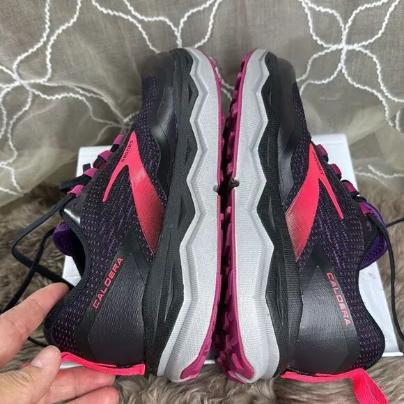 (S5) Caldera 5 Trail Running Shoe, size 9 women’s