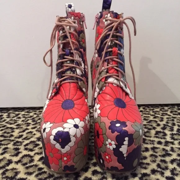 SALE 💕Rare Jeffrey Campbell floral Lana booties 7.5