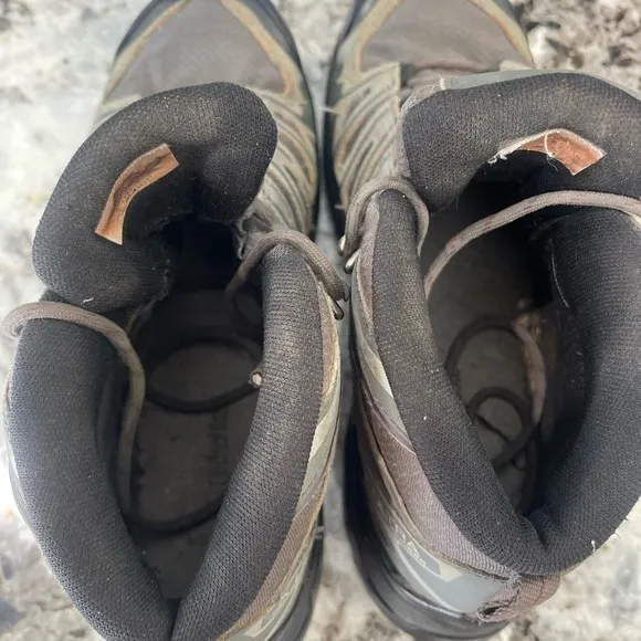 Salomon X Ultra Pioneer Hiking Shoes woman’s size 9.5