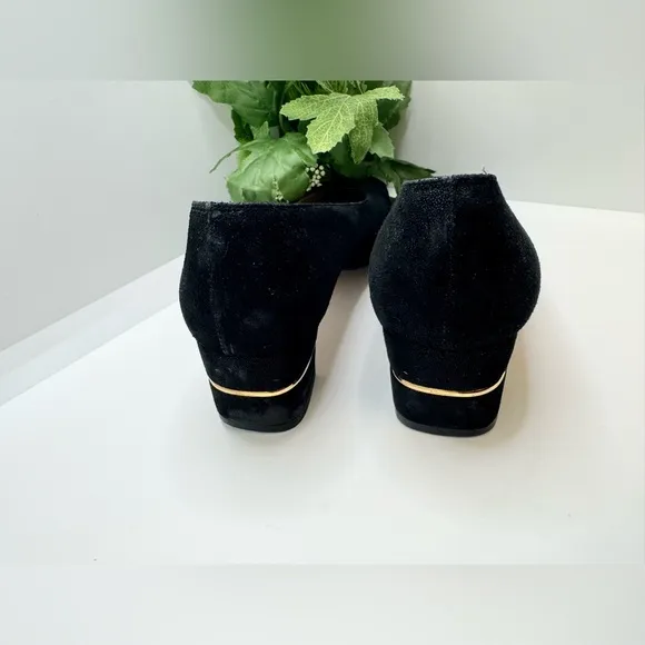 Salvatore Ferragamo Cinzia Pumps Black Shimmer With Gold Details Sz 6.5 2A