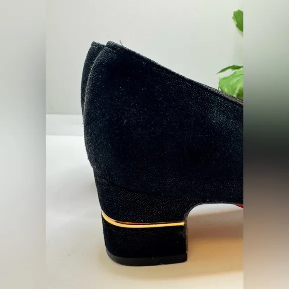 Salvatore Ferragamo Cinzia Pumps Black Shimmer With Gold Details Sz 6.5 2A