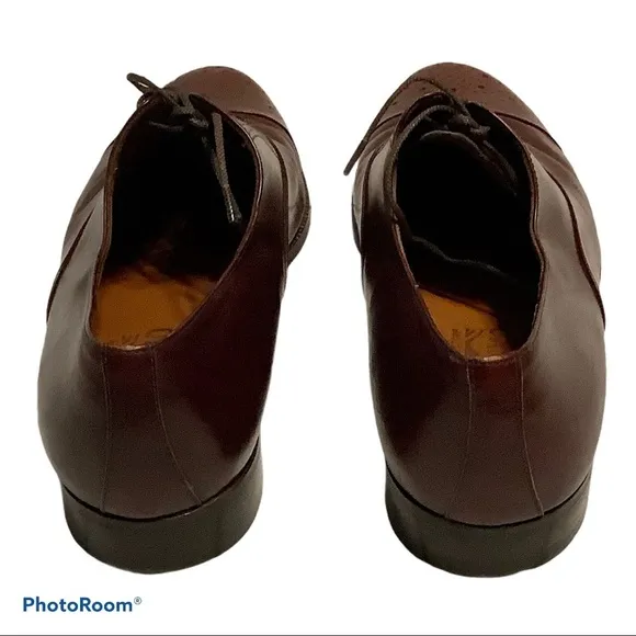 Salvatore Ferragamo mens leather shoes size 8