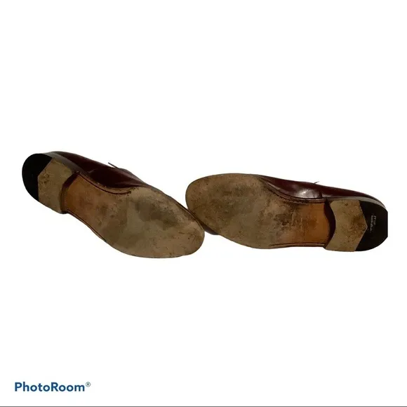 Salvatore Ferragamo mens leather shoes size 8