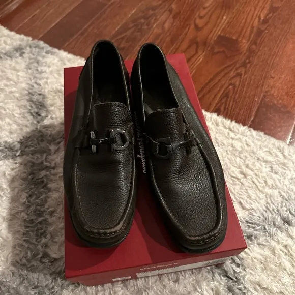 Salvatore Ferragamo, NERO PEBBLE CALF
