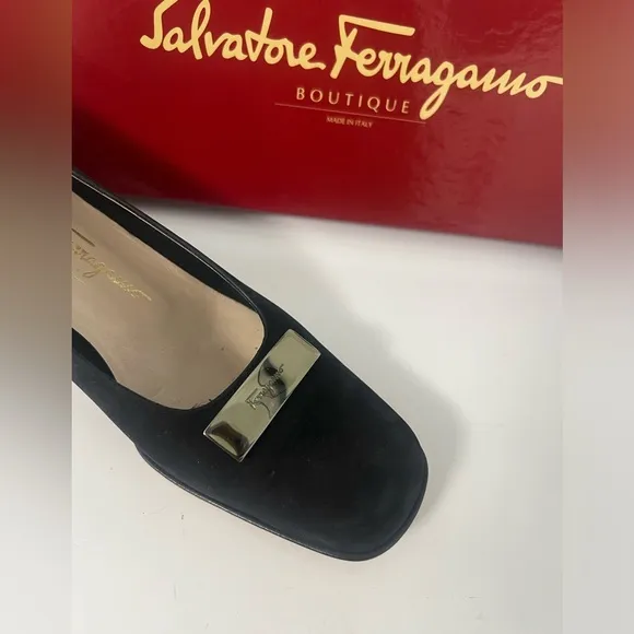 Salvatore Ferragamo Women’s 9