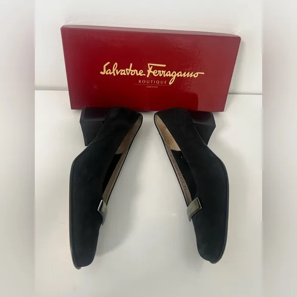 Salvatore Ferragamo Women’s 9