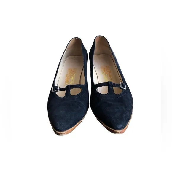 Salvatore Ferragamo Women’s Heels Black Suede Shoes Size 10