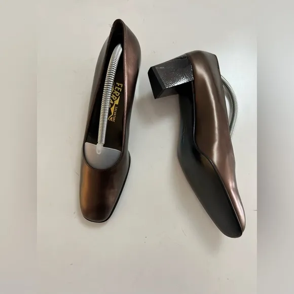 Salvatore Ferragamo Women’s Shoes 8