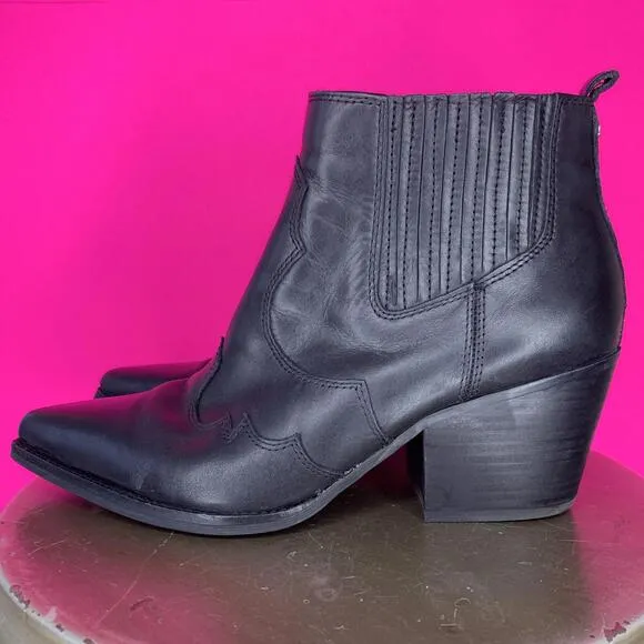 Sam Edelman Winona Black Leather Western Stitch Heeled Chelsea Boot Sz 8.5