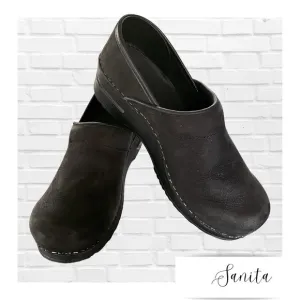 Sanita Original Clogs Black Textured Suede Professional Oiled Leather Size 7.5