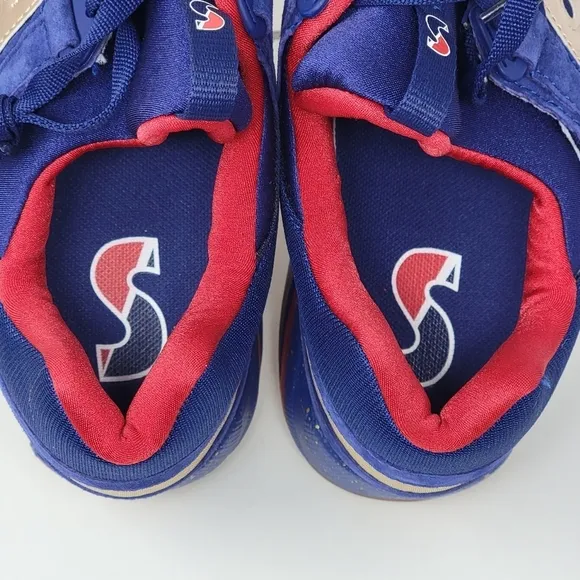 Saucony Grid 9000 Men’s Sz 13 Sparring European Exclusive Navy/Red S70279-1 New