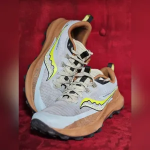 SAUCONY Peregrine 13 Trail Running Shoes Women's Sz 10 Glacier/Bronze