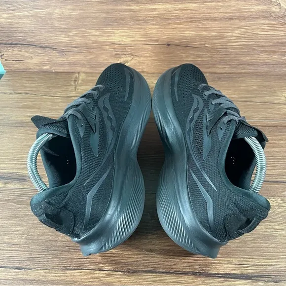 SAUCONY Ride 15 Triple Black Running Shoes Women’s Size 9.5 Athletic Sneakers