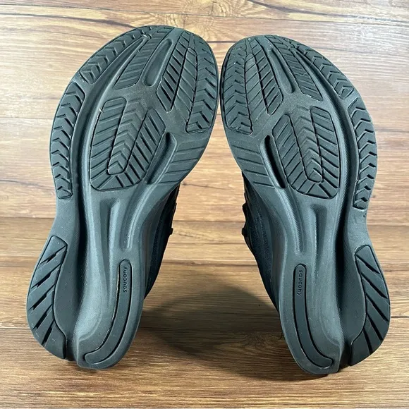 SAUCONY Ride 15 Triple Black Running Shoes Women’s Size 9.5 Athletic Sneakers