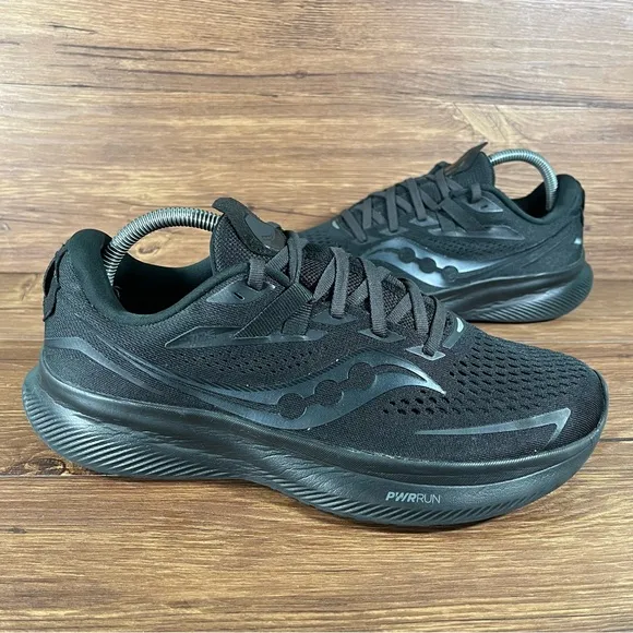 SAUCONY Ride 15 Triple Black Running Shoes Women’s Size 9.5 Athletic Sneakers