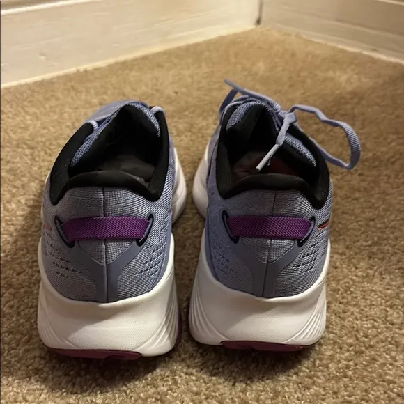 Saucony Women's Running Shoes - brand new !! Guide 16 women’s size 9