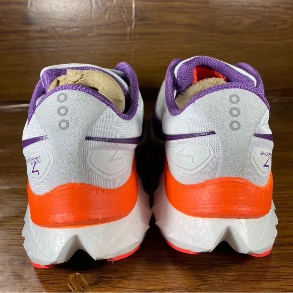 Saucony Women’s Shoe Size 7