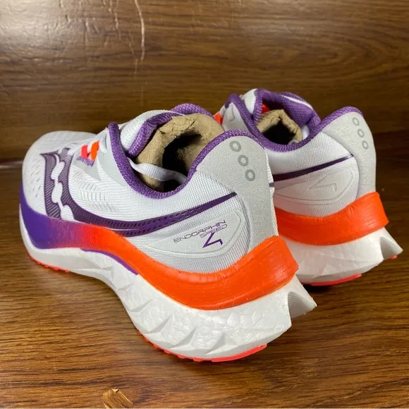 Saucony Women’s Shoe Size 7