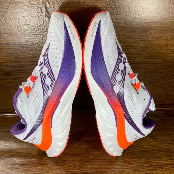 Saucony Women’s Shoe Size 7