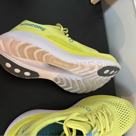 Saucony Women's Yellow Running Shoes (10)