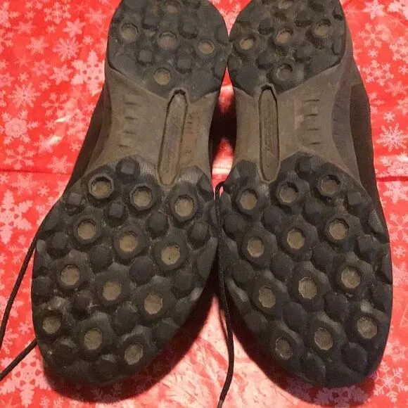 Shoes by Ecco men’s size 11