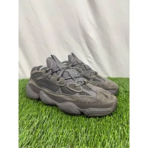 Size 10 - adidas Yeezy 500 Granite 2022