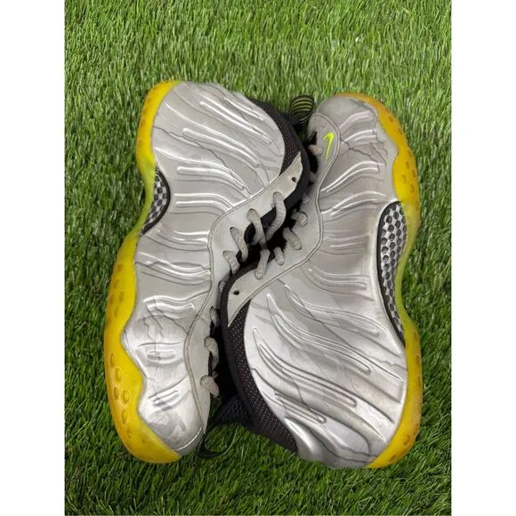 Size 10 Nike Air Foamposite One PRM Metallic Camo Silver Men’s  Shoes 575420-004
