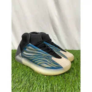 Size 10.5 Authentic Adidas Yeezy Basketball Quantum Frozen Blue