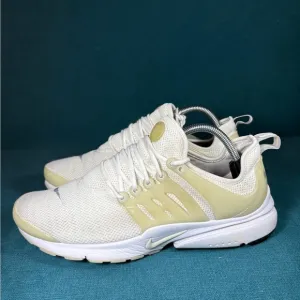 Size 11 - Women’s Nike Air Presto White shoes